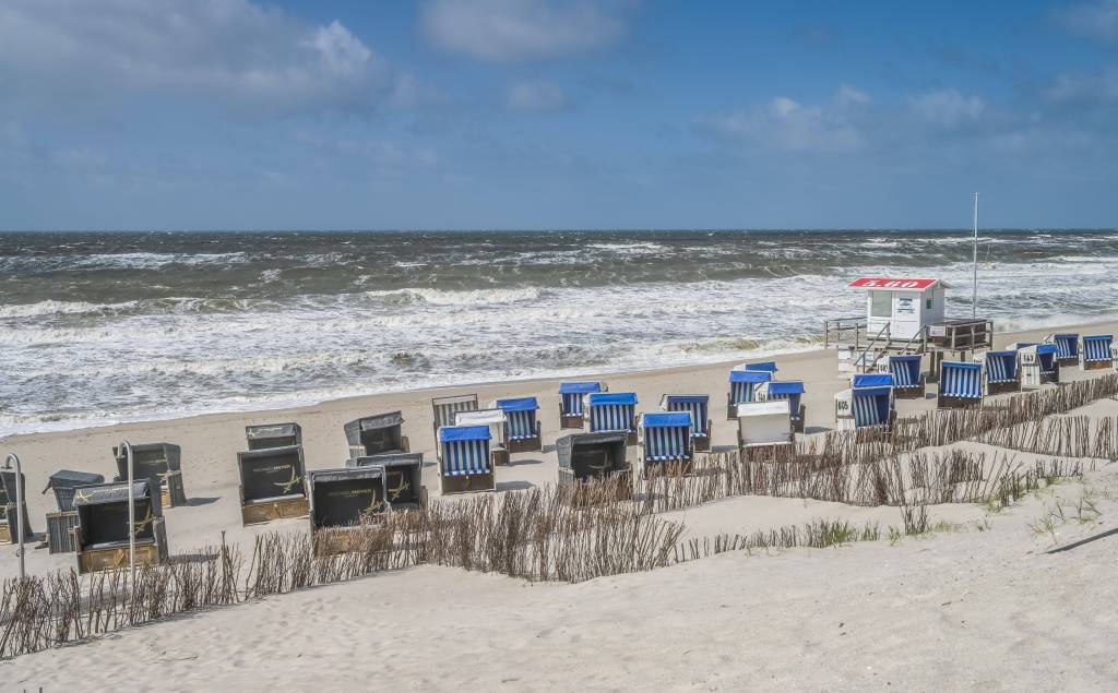 Strandkörbe am Strand